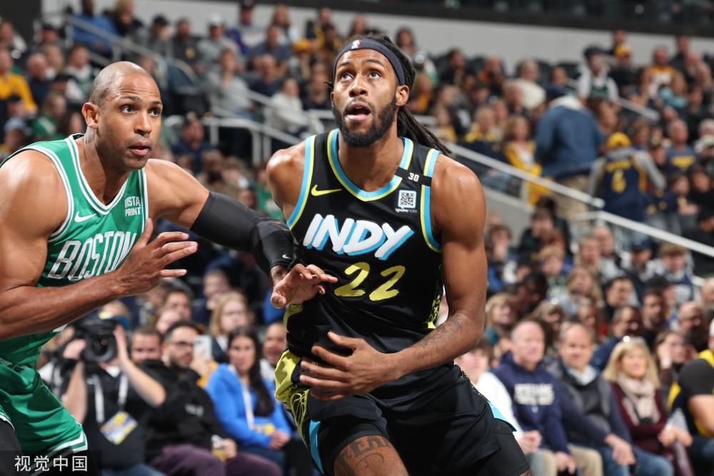 球员在场上 球员在场上